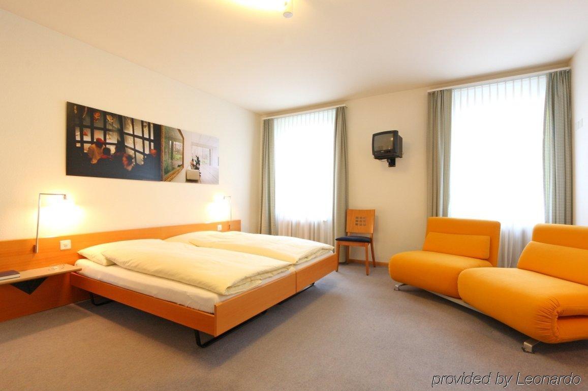 Hotel Muenchnerhof Basel Ruang foto